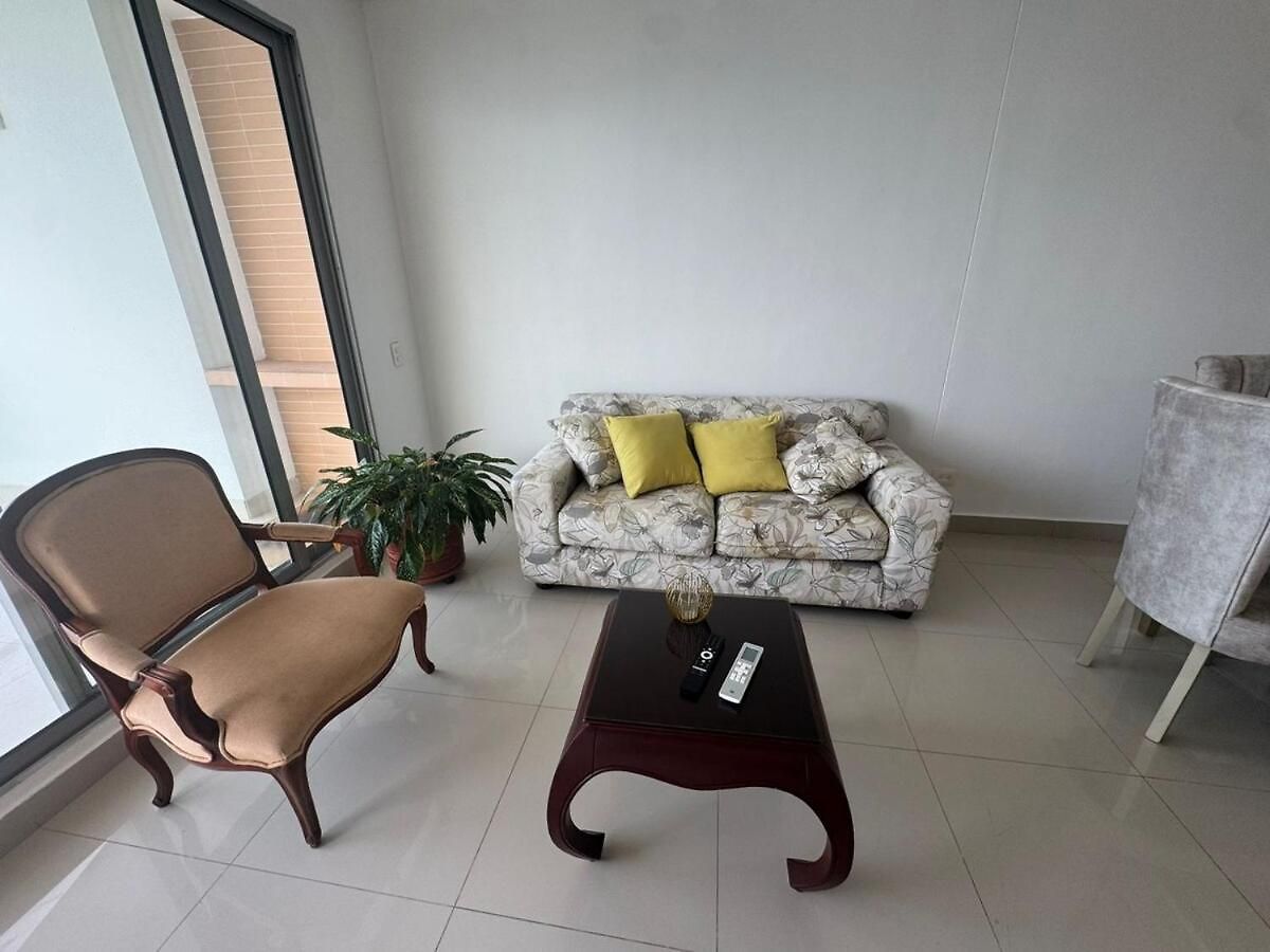 Apartamento Beachfront En Marbella Cartagena