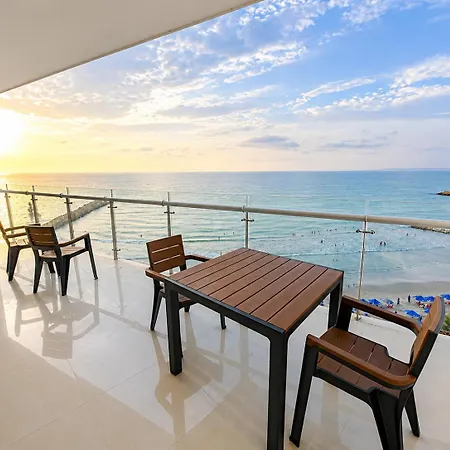 Apartamento Beachfront En Marbella *