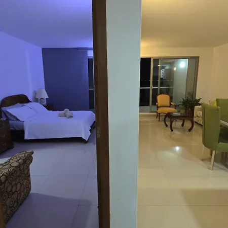 Beachfront En Marbella Apartamento *