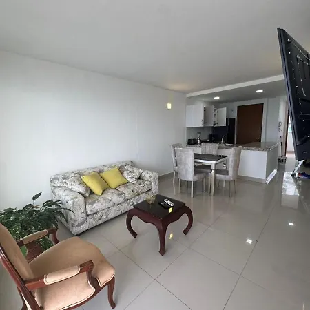 Beachfront En Marbella Apartamento *